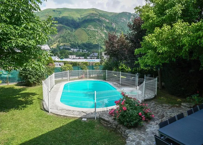 Grand Saint-lary Centre Pour 15 Pers. Pouvant Accueillir Jusqu'a 17 Pers. *