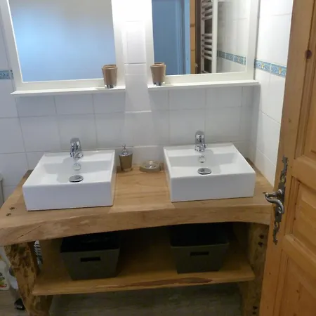 בית נופש Grand Saint-lary Centre Pour 15 Pers. Pouvant Accueillir Jusqu'a 17 Pers. *