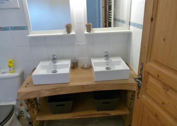 別荘 Grand Saint-lary Centre Pour 15 Pers. Pouvant Accueillir Jusqu'a 17 Pers. *