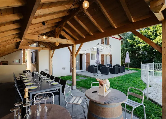 Grand Saint-lary Centre Pour 15 Pers. Pouvant Accueillir Jusqu'a 17 Pers. 別荘 サン・ラリー・スラン